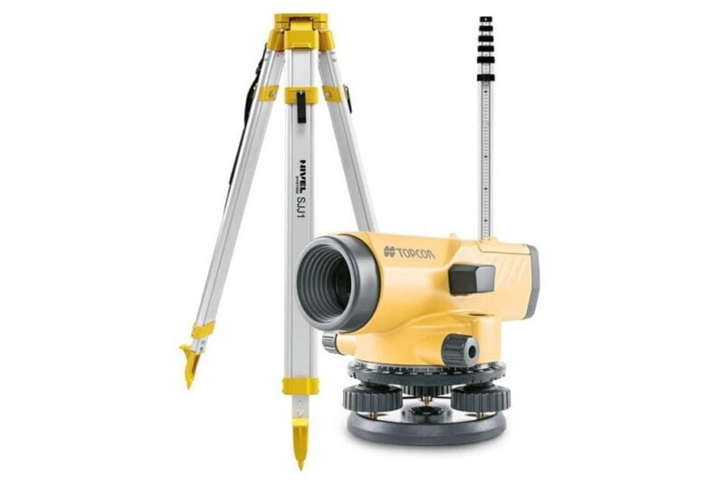 Niwelator TOPCON